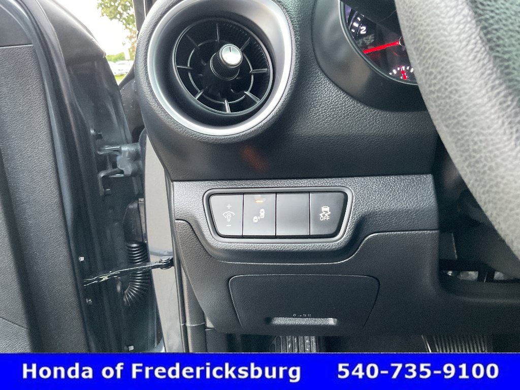 Used 2023 Kia Forte LXS w/ LXS Technology Package FWD image 34