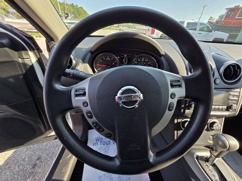 Used 2014 Nissan Rogue S w/ Convenience Package AWD/4WD image 26
