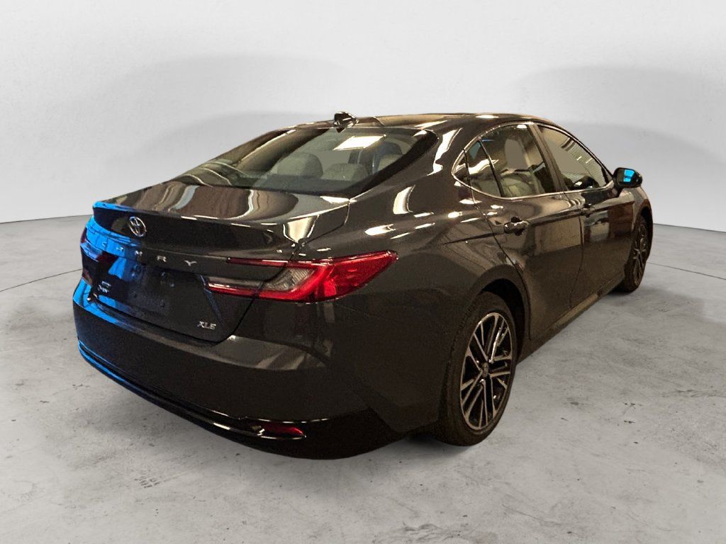 Used 2026 Toyota Camry XLE w/ Preferred Package 2 (TMS) AWD/4WD image 5