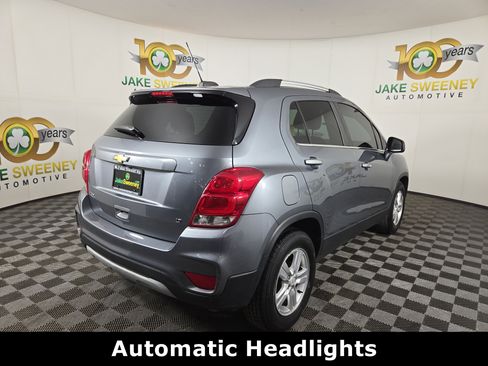 Used 2019 Chevrolet Trax LT w/ LT Convenience Package image 10