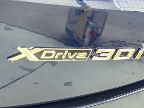 Used 2023 BMW X4 xDrive30i w/ M Sport Package AWD/4WD image 28