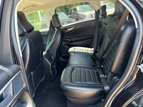 Used 2023 Ford Edge SEL AWD/4WD image 19