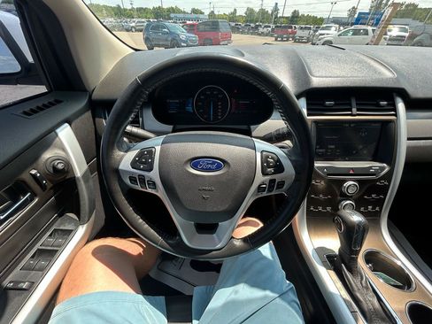 Used 2011 Ford Edge SEL w/ Canadian Comfort Pkg AWD/4WD image 28