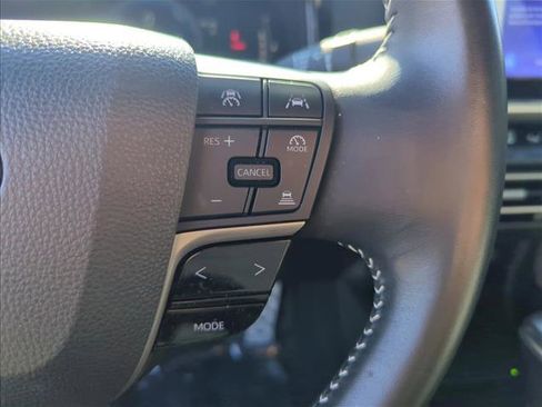 Certified 2025 Toyota Camry SE w/ Convenience Package image 13