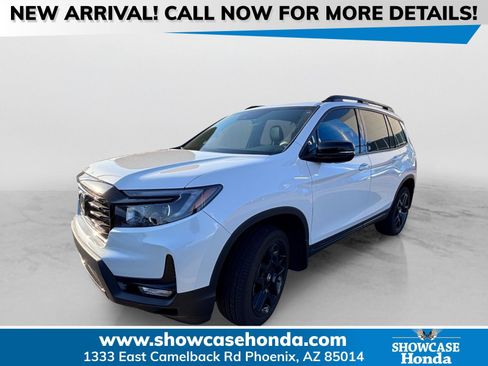 Used 2024 Honda Passport Black Edition image 1