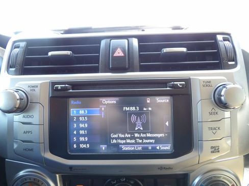 Used 2014 Toyota 4Runner SR5 AWD/4WD image 22