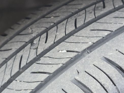 Used 2023 Kia Forte LXS image 7