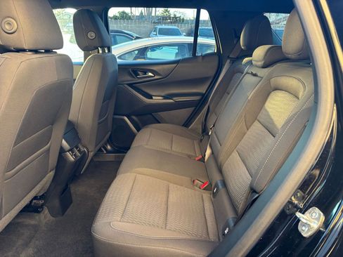 Used 2025 Chevrolet Equinox LT image 25