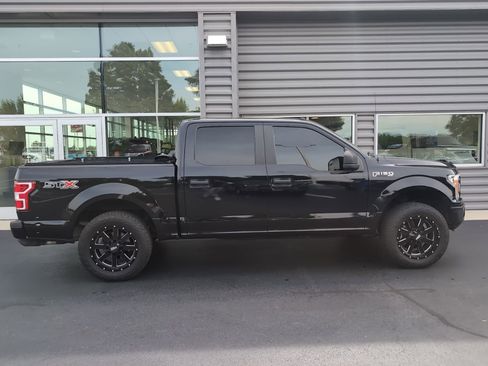 Used 2018 Ford F150 XL w/ Equipment Group 101A Mid RWD image 3