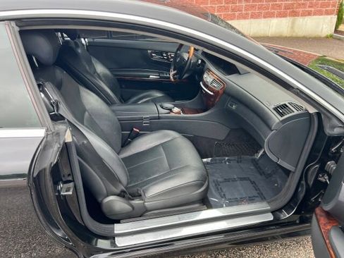 Used 2009 Mercedes-Benz CL 550 4MATIC image 12