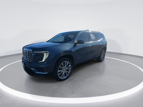 Used 2024 GMC Acadia Denali w/ Super Cruise Package image 4
