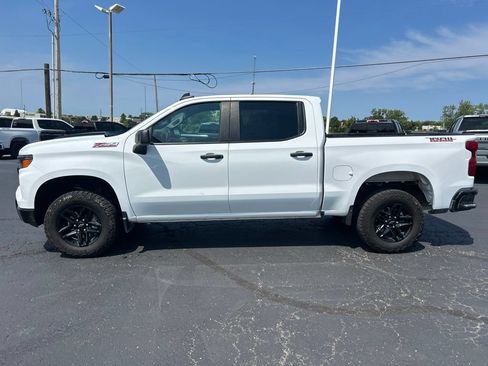 Used 2025 Chevrolet Silverado 1500 Custom Trail Boss AWD/4WD image 8