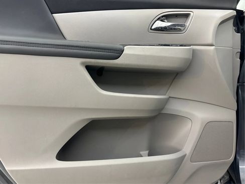 Used 2017 Honda Odyssey EX-L image 26