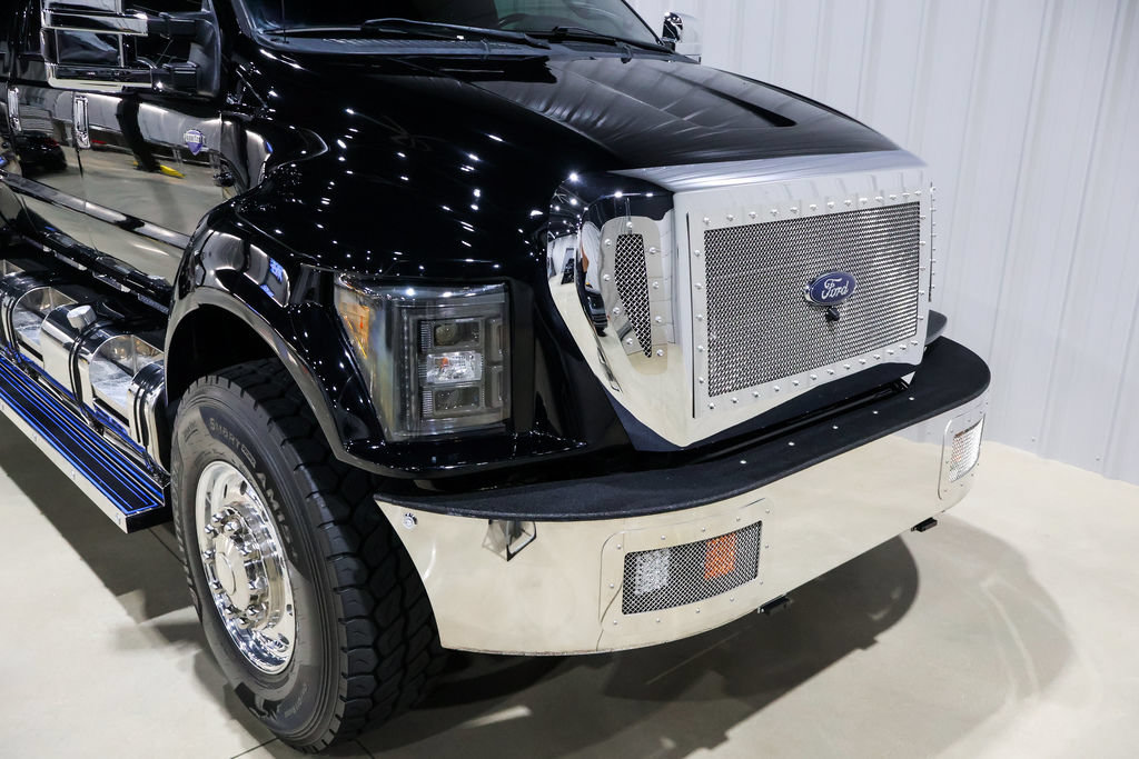 Used 2015 Ford F650 2WD Crew Cab Super Duty image 86