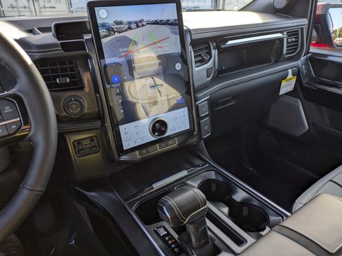 New 2025 Ford F150 Lightning Platinum image 33