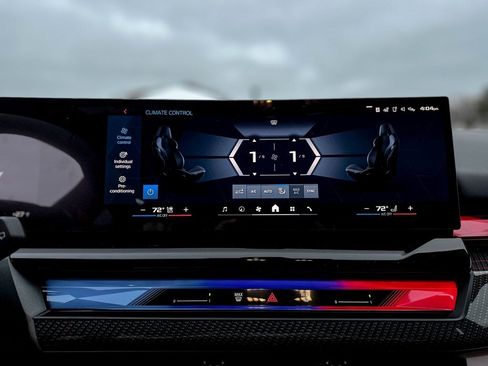 New 2026 BMW M5 Touring w/ Executive Package image 45