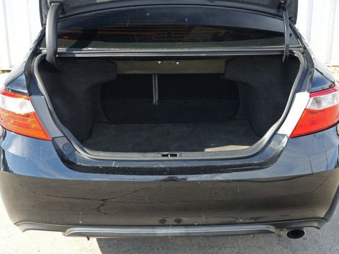 Used 2016 Toyota Camry SE image 8