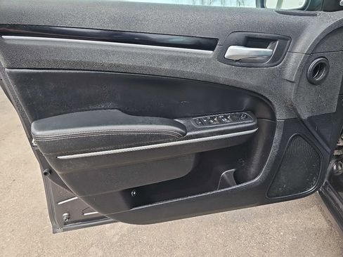 Used 2021 Chrysler 300 S image 36