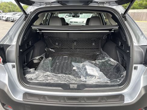 Used 2025 Subaru Outback Premium AWD/4WD image 27