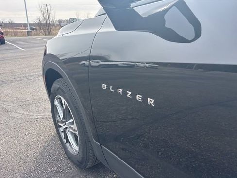Used 2024 Chevrolet Blazer LT w/ Convenience Package image 26