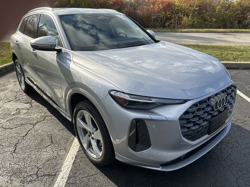 Used 2025 Audi Q5 Premium Plus w/ Premium Plus image 20