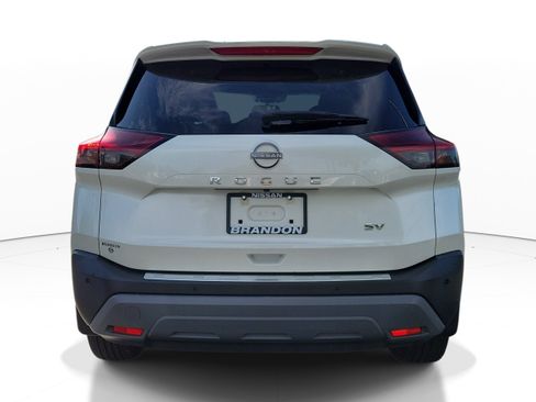 Used 2023 Nissan Rogue SV w/ SV Premium B Package FWD image 6