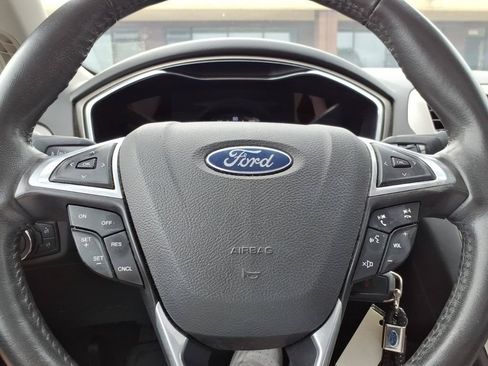 Used 2013 Ford Fusion SE FWD image 20