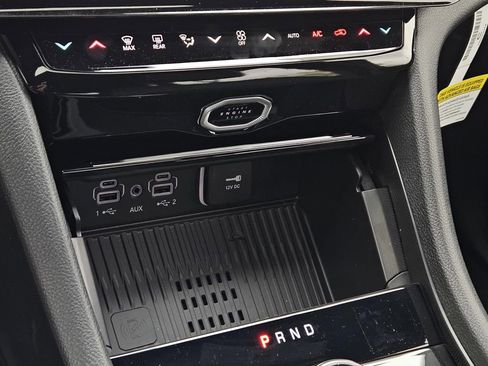 New 2026 Jeep Grand Cherokee Altitude AWD/4WD image 19