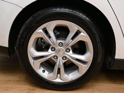 Used 2025 Honda Accord LX image 15
