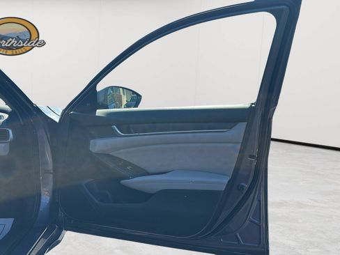Used 2018 Honda Accord EX-L image 30