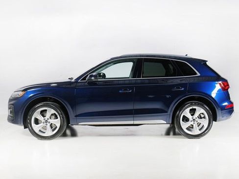 Used 2021 Audi Q5 Prestige w/ Prestige Package image 2