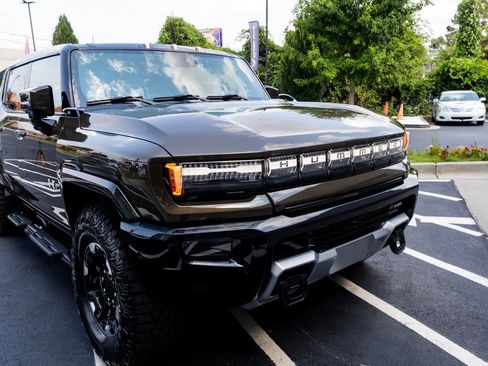 Used 2025 GMC Hummer EV 2X w/ Extreme Off-Road Package AWD/4WD image 61