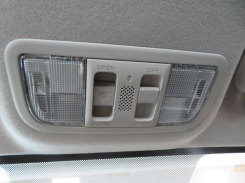 Used 2015 Honda Fit EX-L image 42