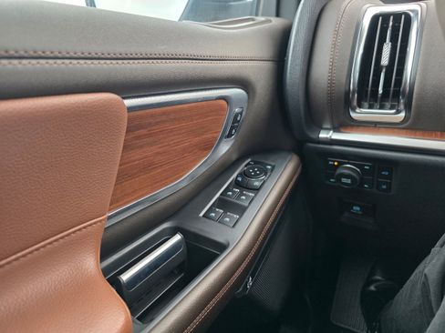 Used 2025 Ford Expedition King Ranch image 16