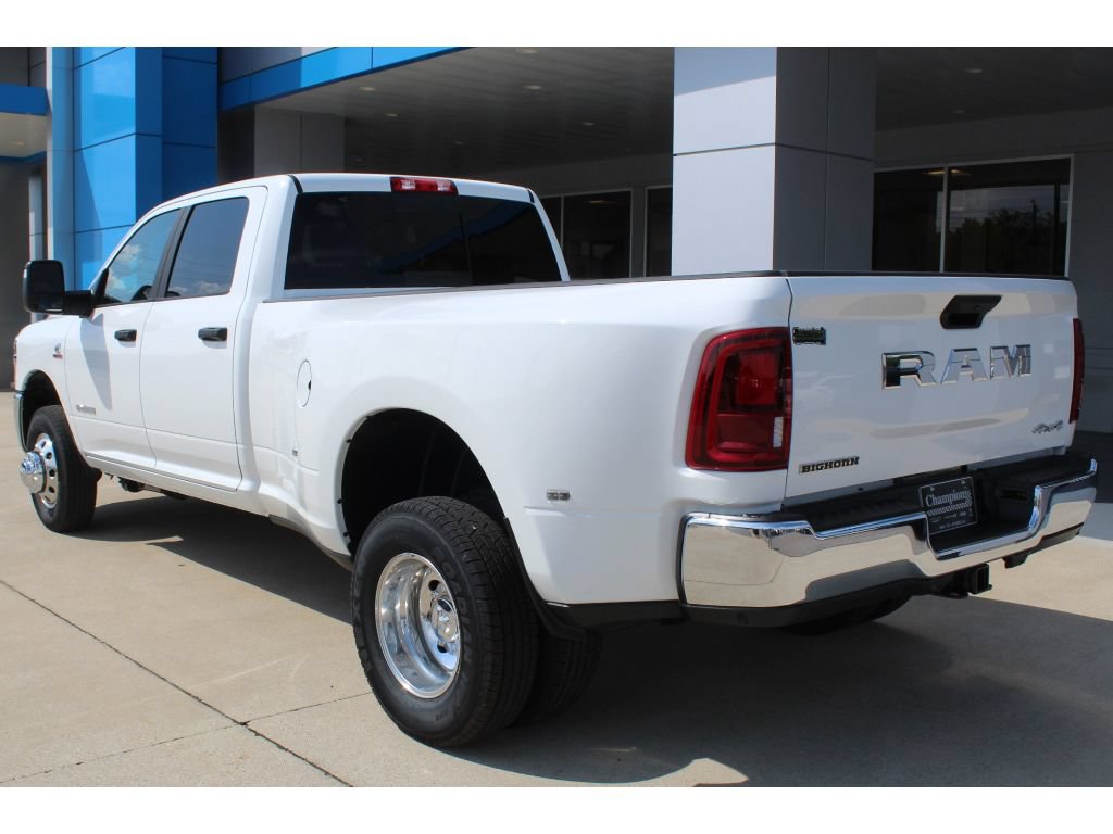New 2027 RAM 3500 Big Horn AWD/4WD image 7