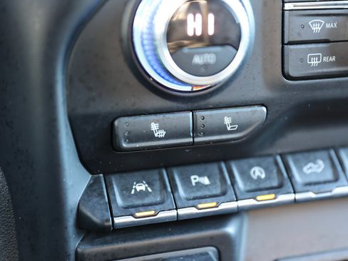 Used 2021 GMC Sierra 1500 SLT w/ Driver Alert Package II image 31