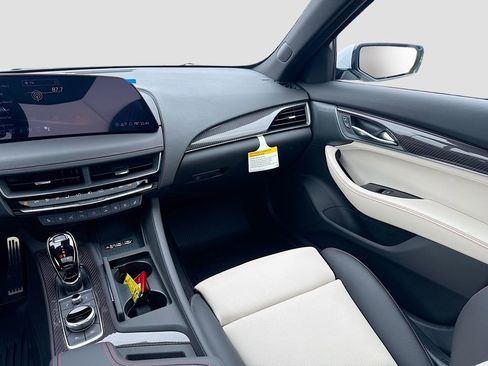 New 2026 Cadillac CT5 V image 24