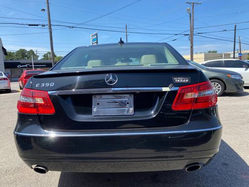 Used 2011 Mercedes-Benz E 350 Sedan image 5
