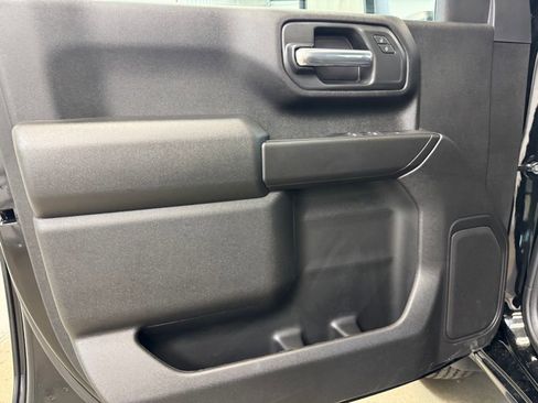 New 2026 GMC Sierra 2500 Pro AWD/4WD image 9