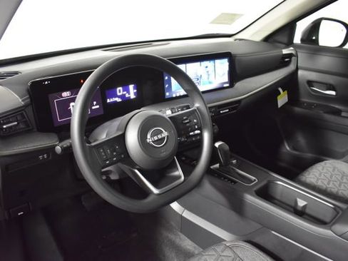 New 2026 Nissan Kicks SV w/ SV Premium Package AWD/4WD image 12