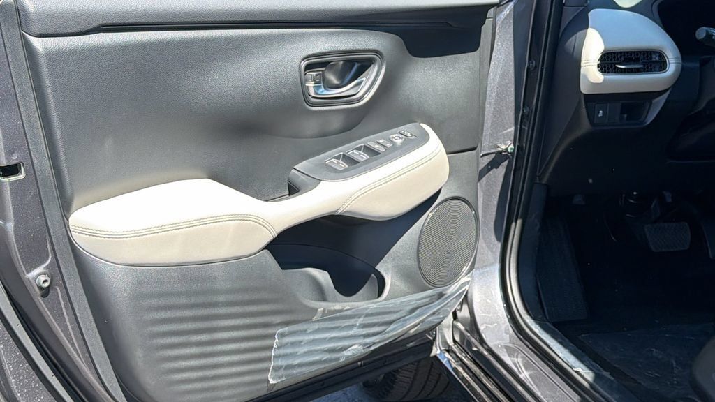 New 2027 Honda HR-V EX-L image 23