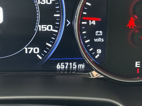 Used 2022 Chevrolet Blazer Premier w/ Enhanced Convenience Package image 21