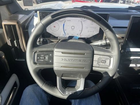 New 2025 GMC Hummer EV 3X w/ Extreme Off-Road Package image 10