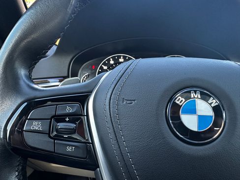 Used 2019 BMW 530i 530i Sport-Line & Executive Pa w/ Convenience Package image 32