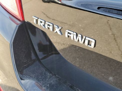 Certified 2022 Chevrolet Trax LT w/ Driver Confidence Package image 36