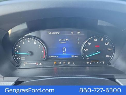 Certified 2022 Ford Explorer XLT w/ Equipment Group 202A AWD/4WD image 26