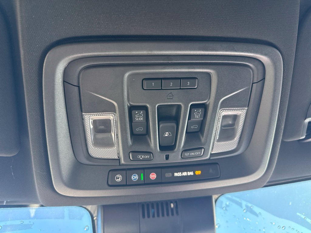 Used 2025 GMC Sierra 1500 AT4 w/ AT4 Premium Package AWD/4WD image 30