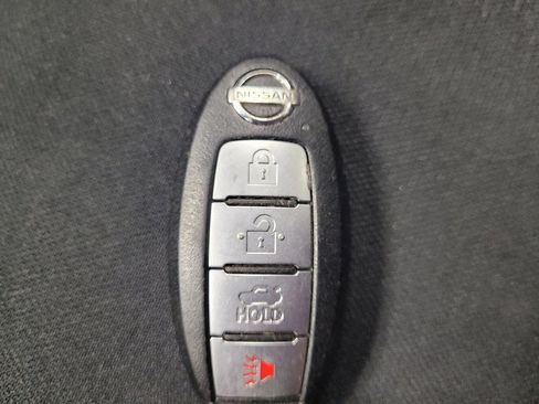 Used 2020 Nissan Sentra S FWD image 32