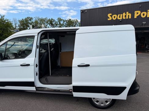Used 2022 Ford Transit Connect XL FWD image 21