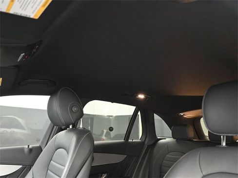 Used 2022 Mercedes-Benz GLC 43 AMG 4MATIC image 2